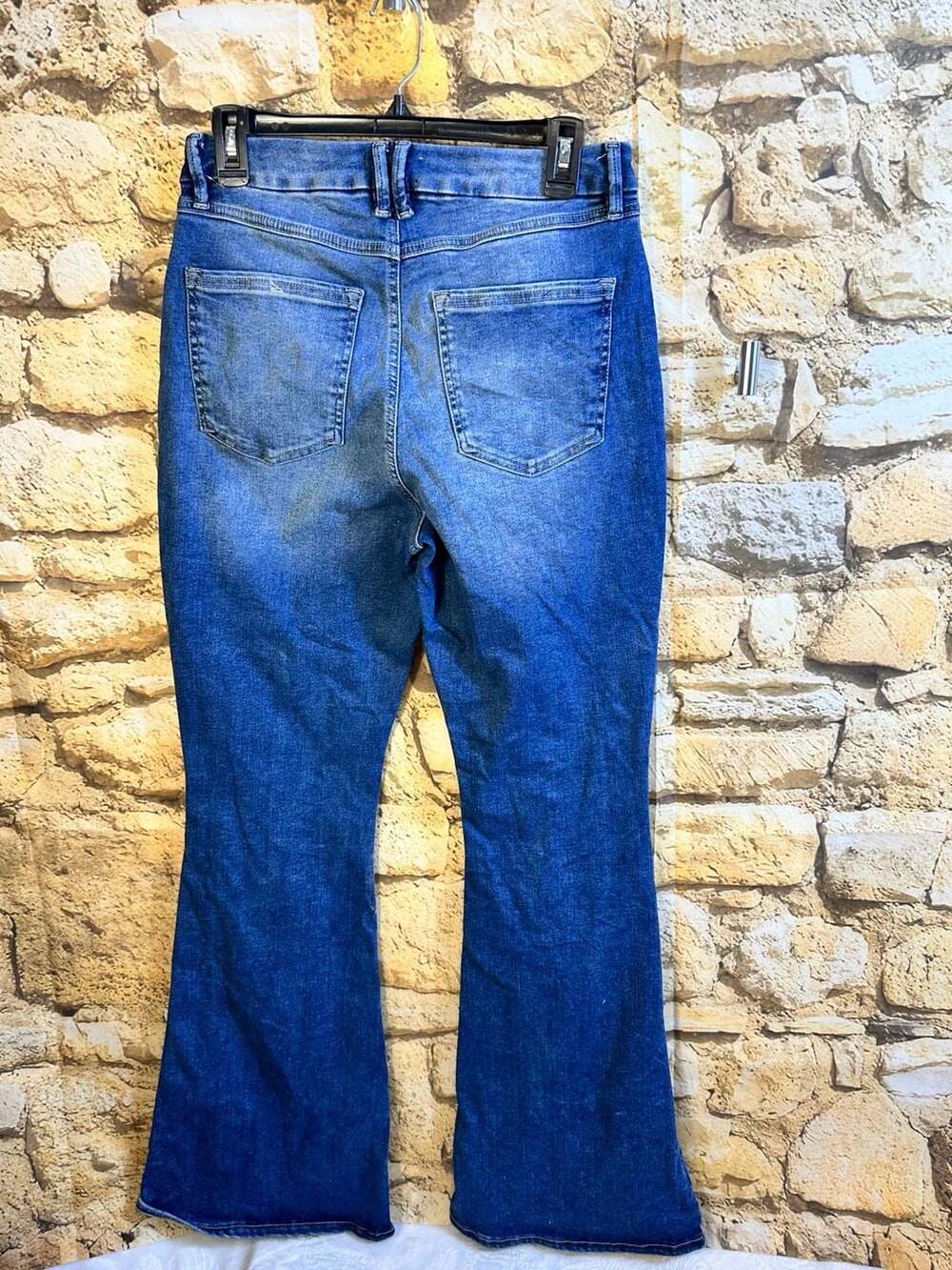 Forever 21 High-Rise Flare Jeans Blue Size 30